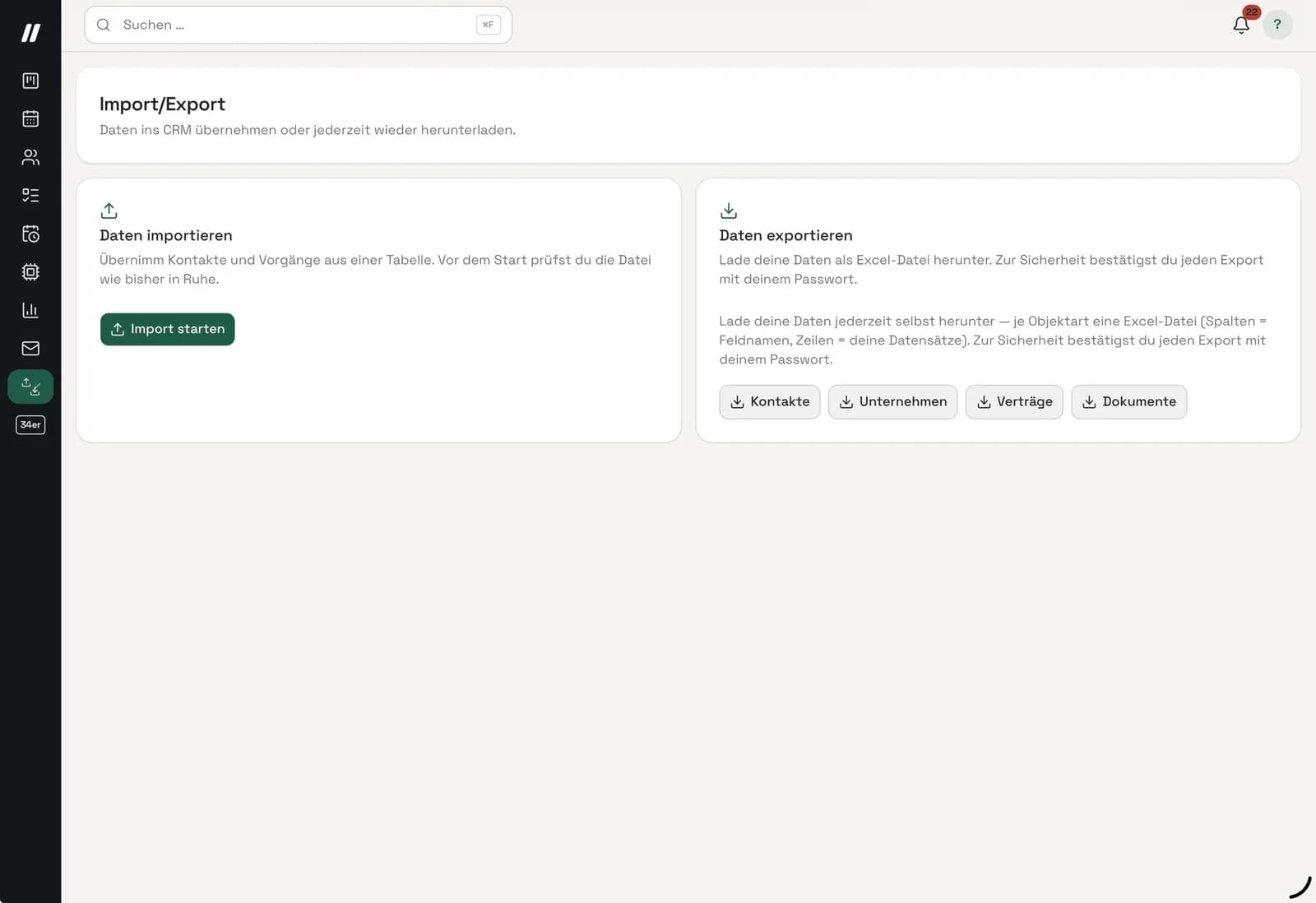 Die Seite Import/Export im CRM: links das Übernehmen von Kontakten und Vorgängen aus einer Tabelle, rechts der Export als Excel-Datei je Objektart — Kontakte, Unternehmen, Verträge und Dokumente.